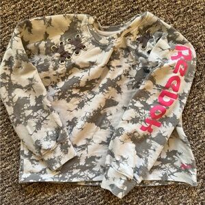 Girls (8) Reebok Gray and White tie die crop pullover sweatshirt with Pink Logo